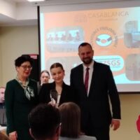 Wspólne zdjęcie Pani Dyrektor ZSG-S, właścicielki restauracji Casablanca z Prezydentem Olsztyna
