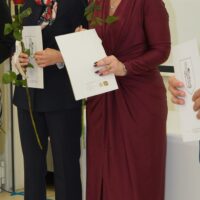 Pani Dyrektor Wioletta Róża Rutkowska oraz Pani Katarzyna Tunkiewicz podczas odbioru Nagrody Prezydenta