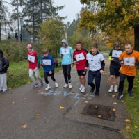 Nasi uczniowie na starcie Erasmus Biegu