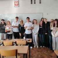 Częstujemy klasy z okazji dnia jabłka