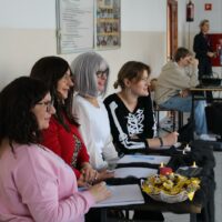 Jury podczas oceniania strojów konkursowych