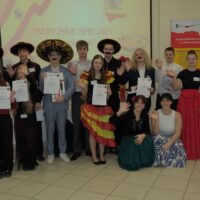 Wspólne zdjęcie wszystkich uczestników konkursu