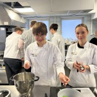 Przygotowywanie masy ciasteczkowej