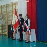 Prezentacja pocztu sztandarowego szkoły