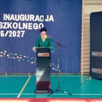 Dyrektor ZSGS, Pani Wioletta Róża Rutkowska podczas przemówienia